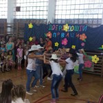 image-1d1accb423e2dee8bc23605ab4d983a6b95f3832cfa50f3e60fb83e109e47368-V