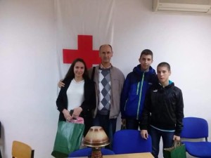 12226296_1063845240315112_490710599_n