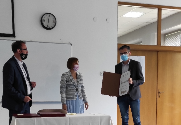 2021-05-24-12-29-10-419