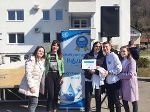 IMG-27cf1d0d8f67d34472fb1684482b7f5d-V