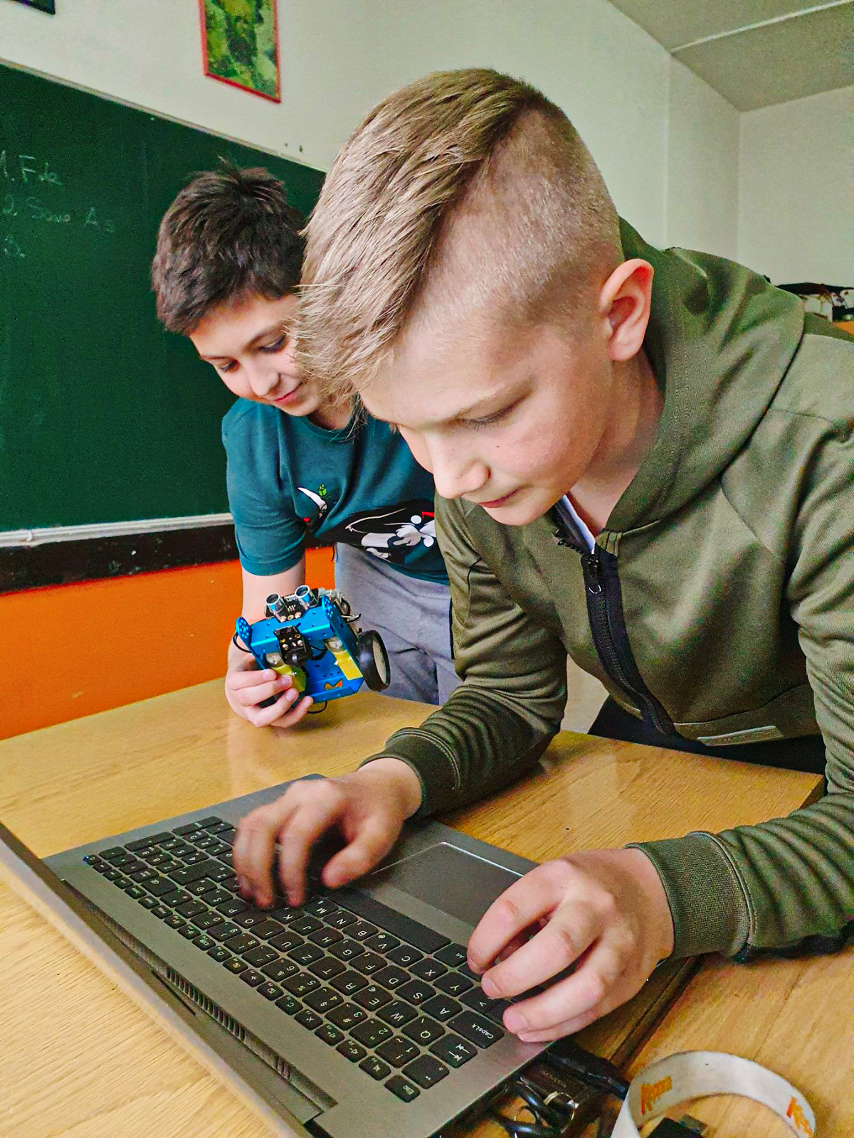 2022-04-29-21-44-46-884