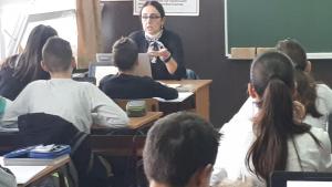 IMG-b3e8cdc7e71d47e86d59a07bdc7a94a7-V