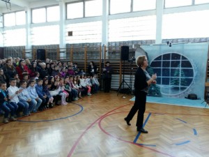 image-637cc1a00dab53c1bbf1964deb49df06006e54c4b4fc0c6a7ab3e1518118ab01-V  