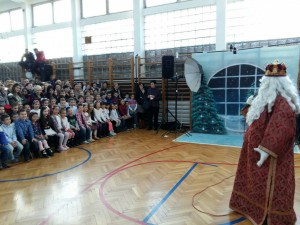 image-bdfc9b3bd41705ef9a0c59ddf5f7fddc47bf99ea5a6cf8e2b51faf1502687a09-V  