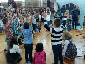 image-ca315c55897baa428274c2593f84225d597d9df28a8283a52e04d3e96184912d-V  