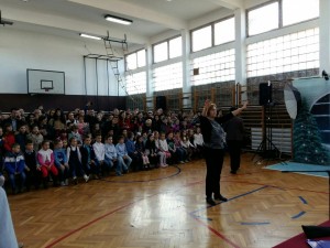 image-f1d82559ba13102c0a28cd08e71d0cf73a1867bfdbb9e1306c19ae424083ab76-V  