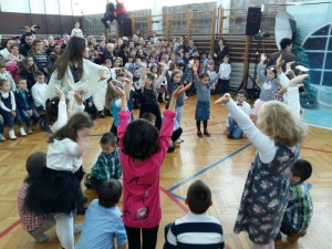 image-f3abb75640bc99948f8ed624574a62e1dad852b45219e9009f6a5a53e6786151-V  